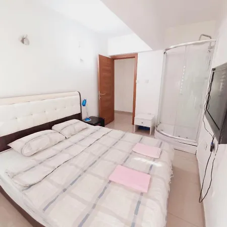 Apartamento Ozyalcin 4+1